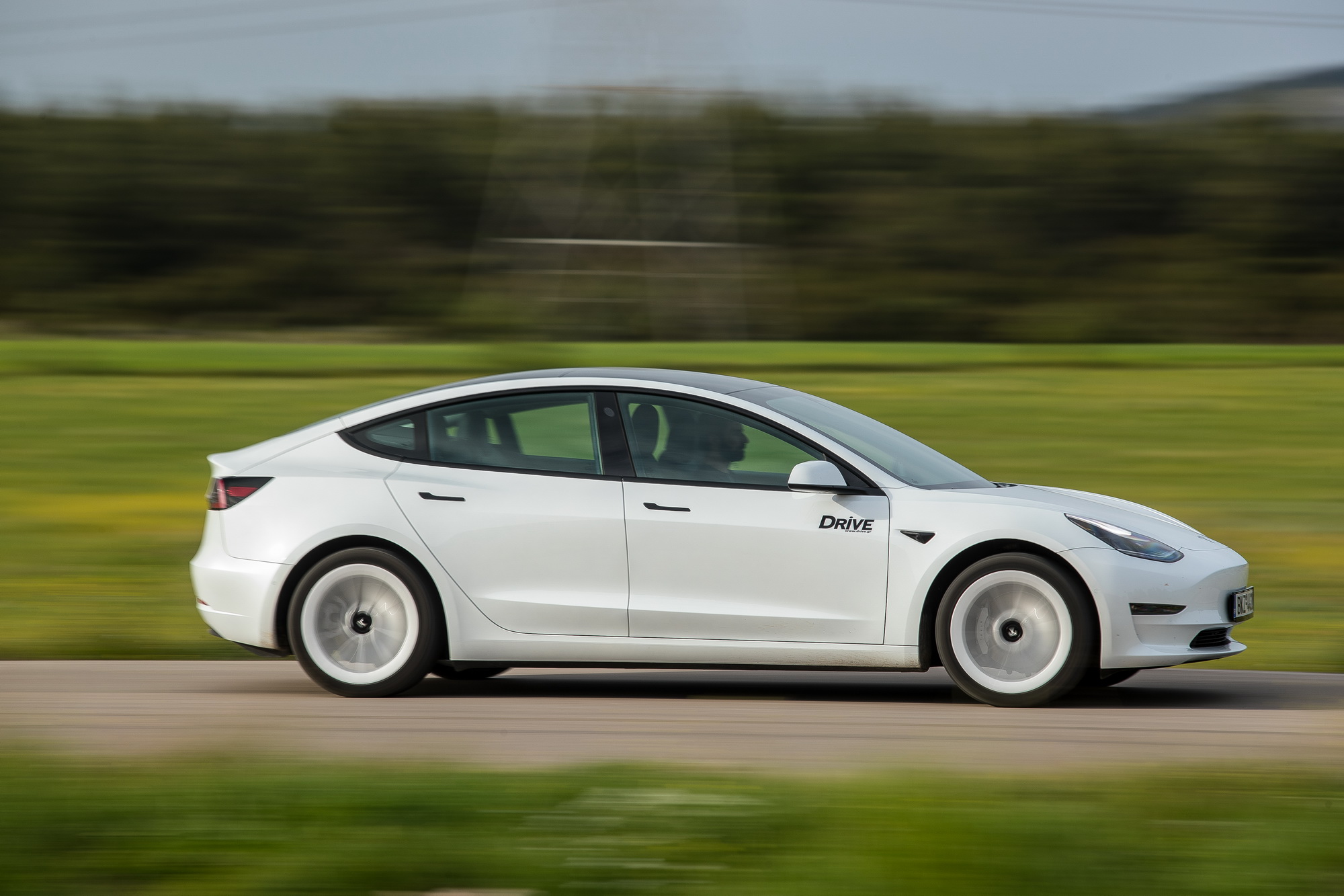 Test drive Tesla Model 3 Long Range [video] Drive